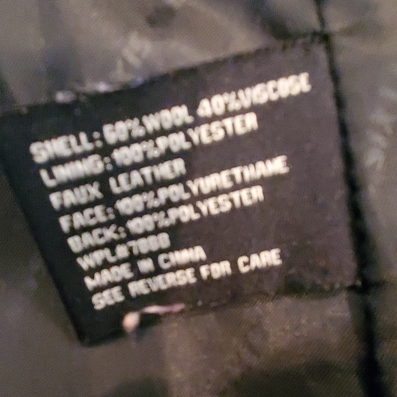 Coat - Picture 4 of 5